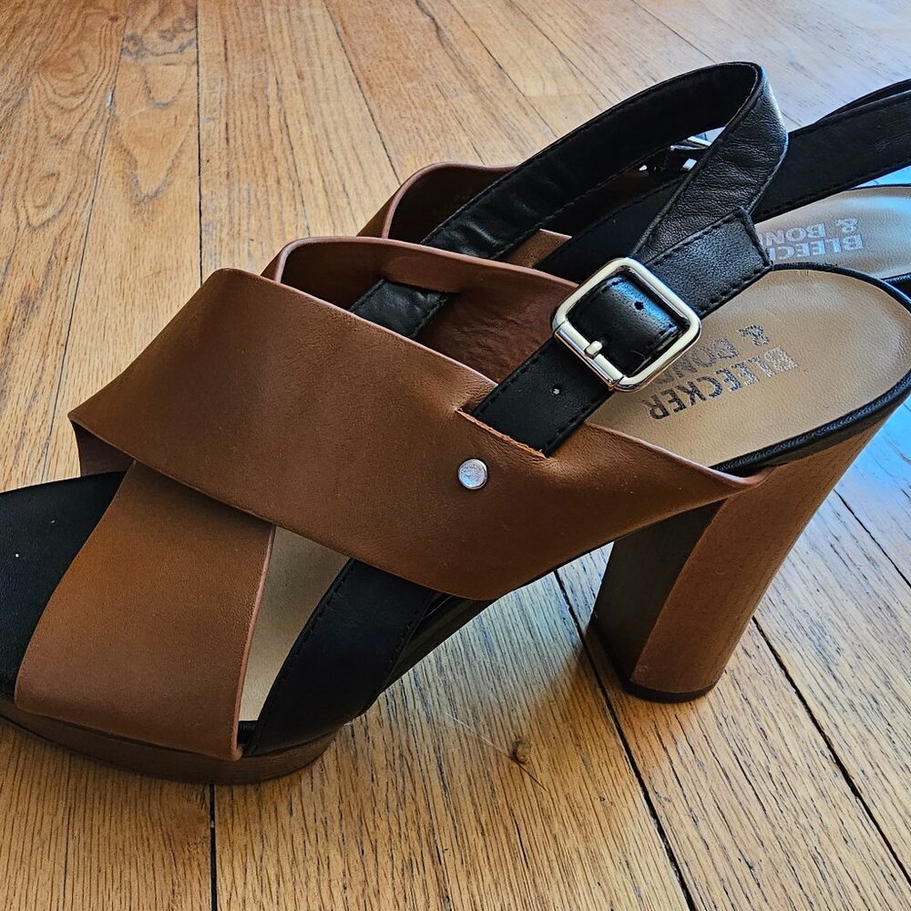 💕 Bleecker & Bond💕 Black & Brown Wedge Retro Chunky Sandal